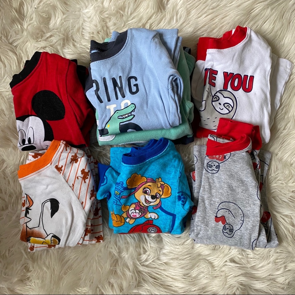 6 pairs of 3t boy pajamas